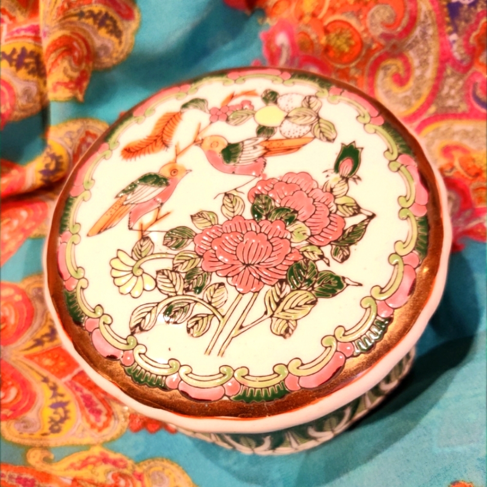 Vintage Asian dish jewelry holder